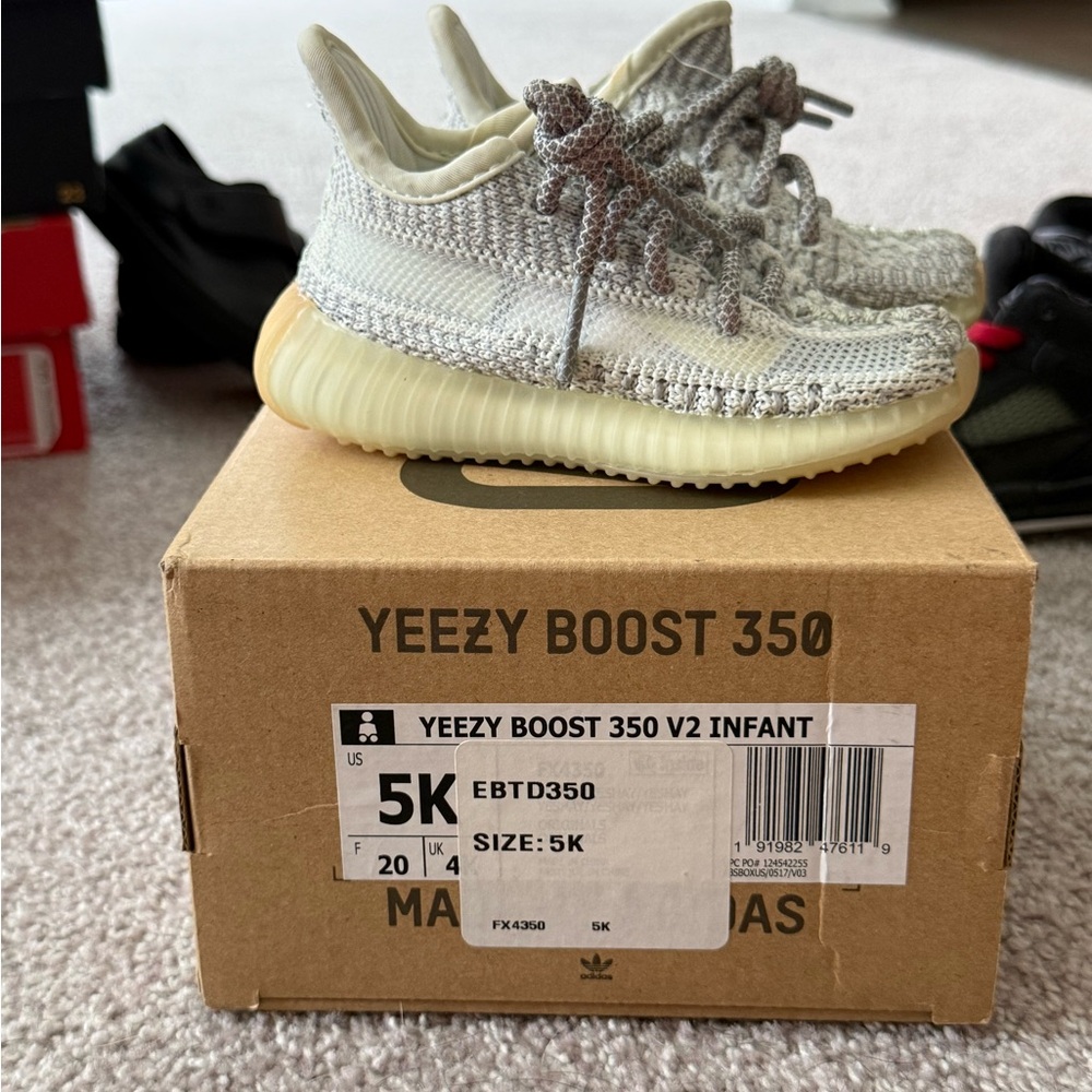adidas Yeezy Boost 350 V2 Kids Sneakers - Gray and Cream